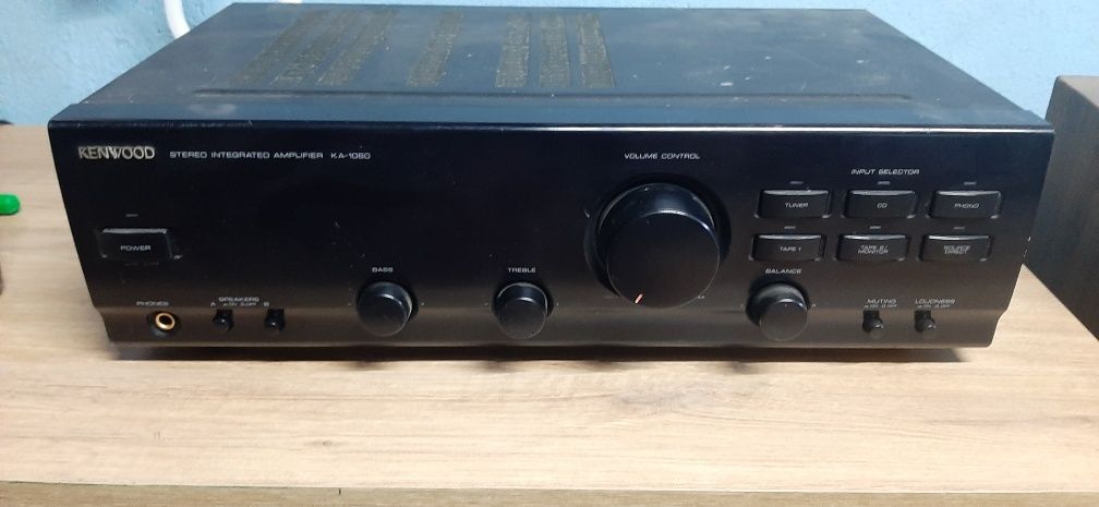 Wzmacniacz Kenwood,  wieża