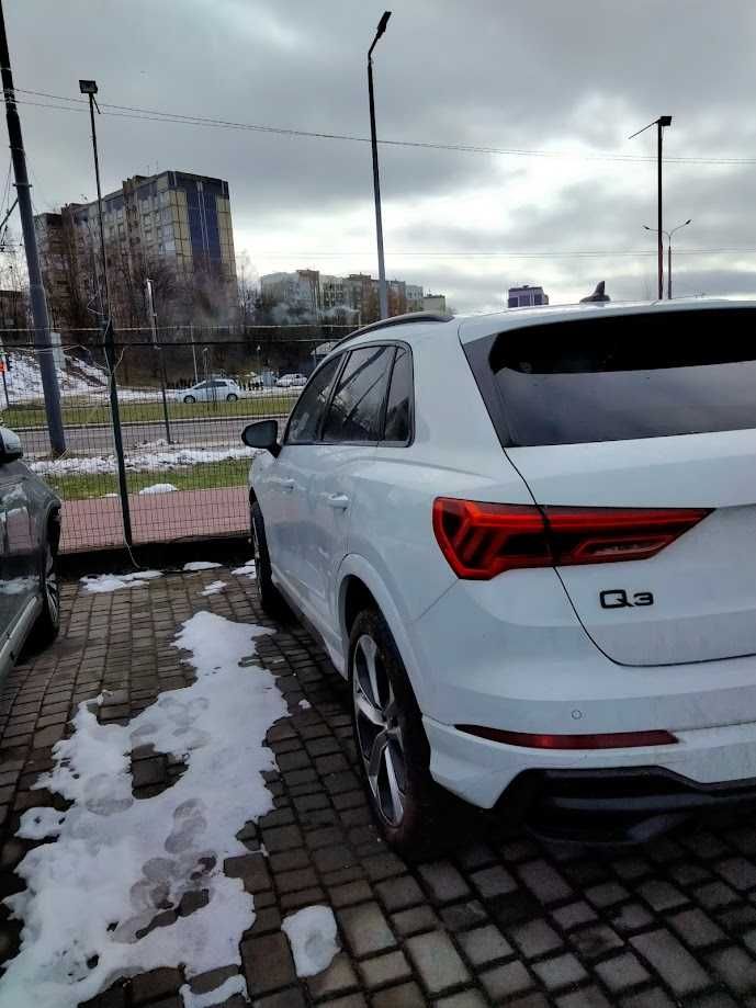 Audi Q3 S Line Premium Plus 2022