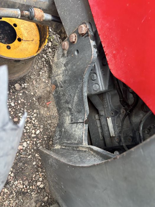 Adaptacje adaptacja Massey Ferguson mocowania ładowacza MF Mailleux