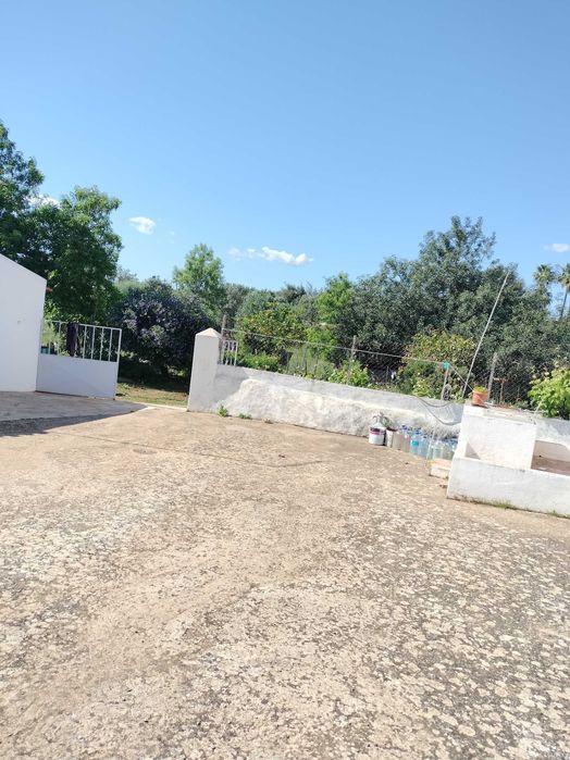 Quinta com Moradia no sitio do Poio - Mexilhoeira Grande