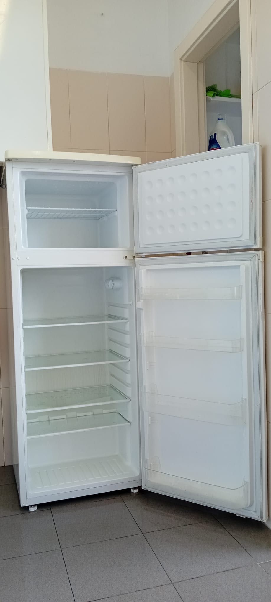 Geladeira muito conservada