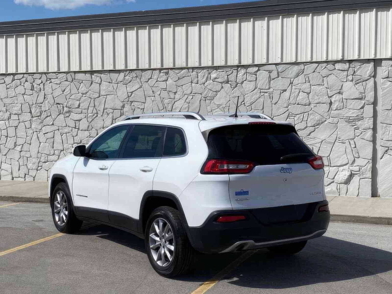 2017 Jeep Cherokee