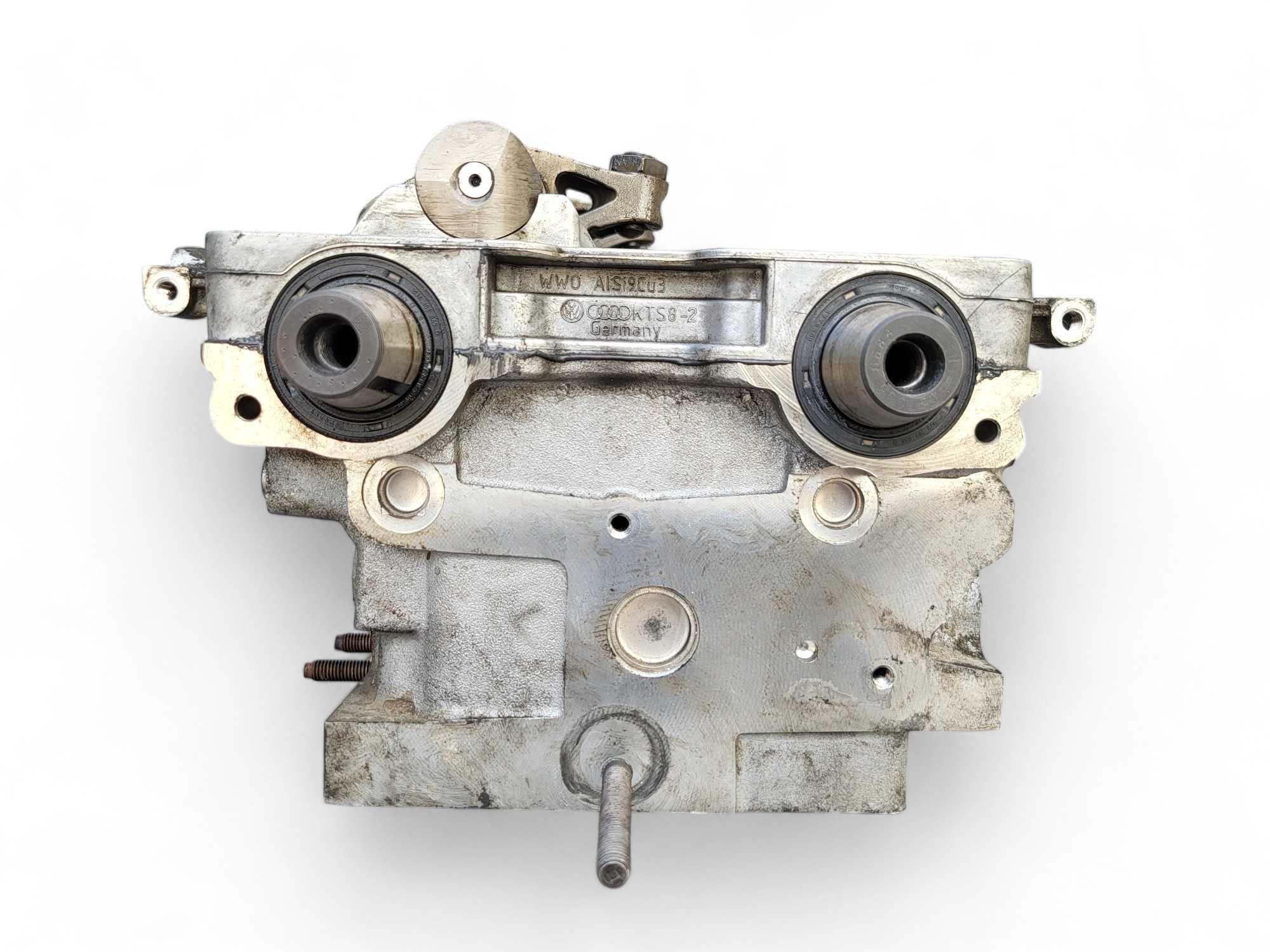 ГБЦ головка блока VW Golf 5 Passat B6 Touran Mitsubishi Lancer 2.0 TDI
