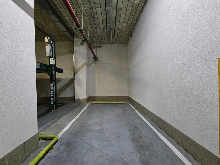 БЕЗ% Продаж місця в підземному паркінгу у ЖК Подол Град