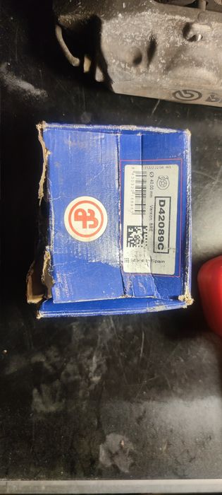 Swap hamulców Golf MK1 300 mm - Brembo 4 tłok + tylne zaciski Brembo