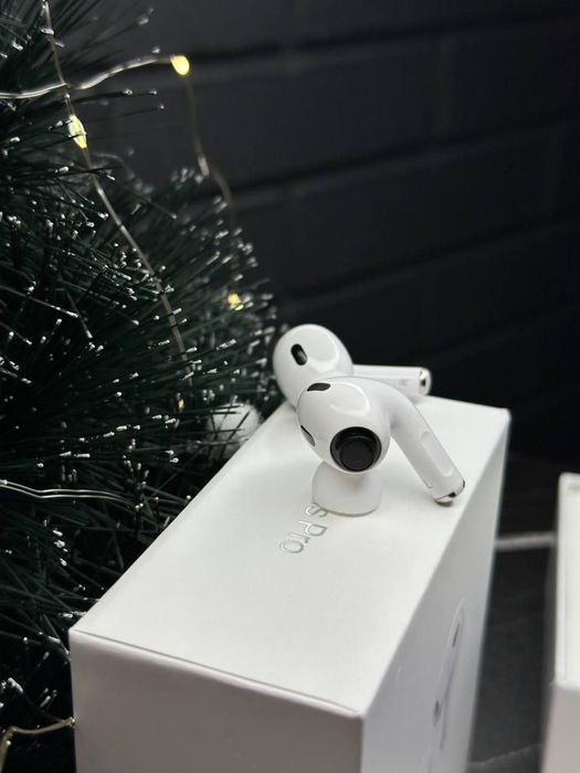 Навушники airPods Pro 2 lux якості + чохол в подарунок