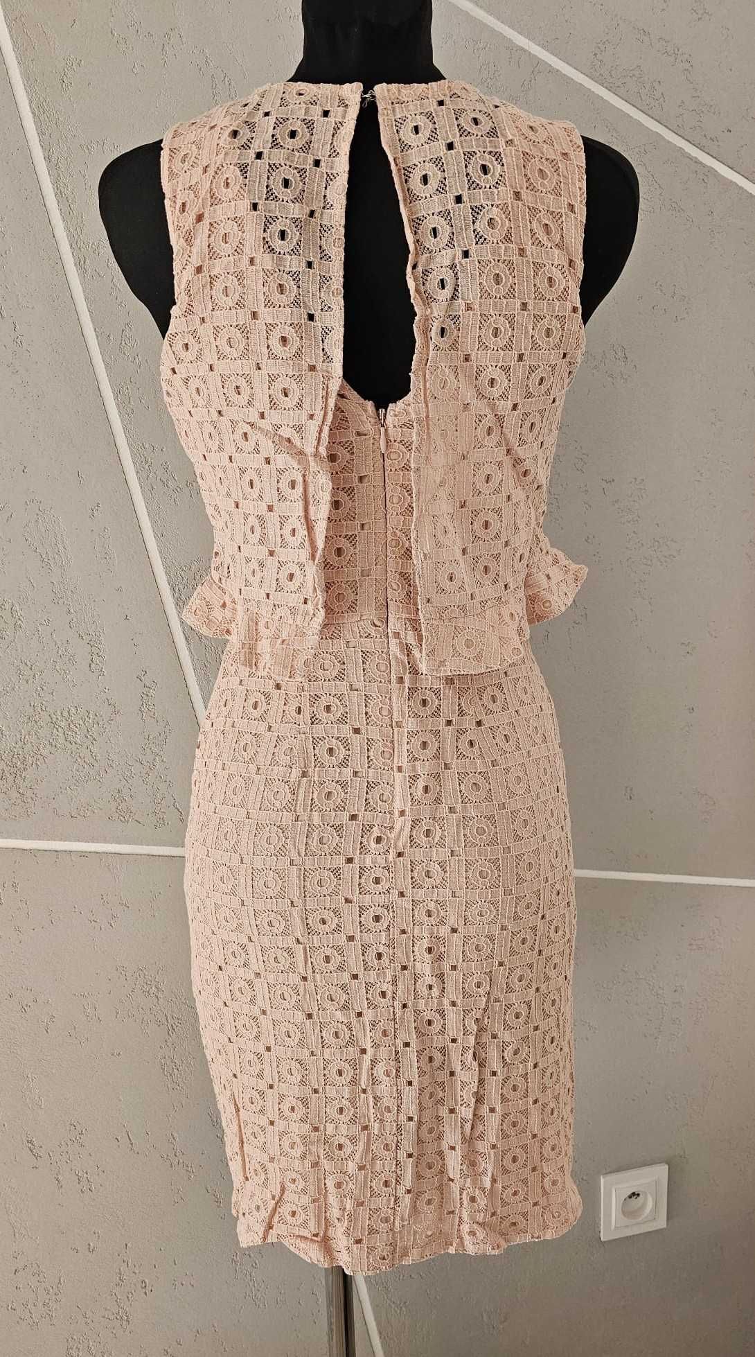 Sukienka koronkowa, elegancka, ołówkowa