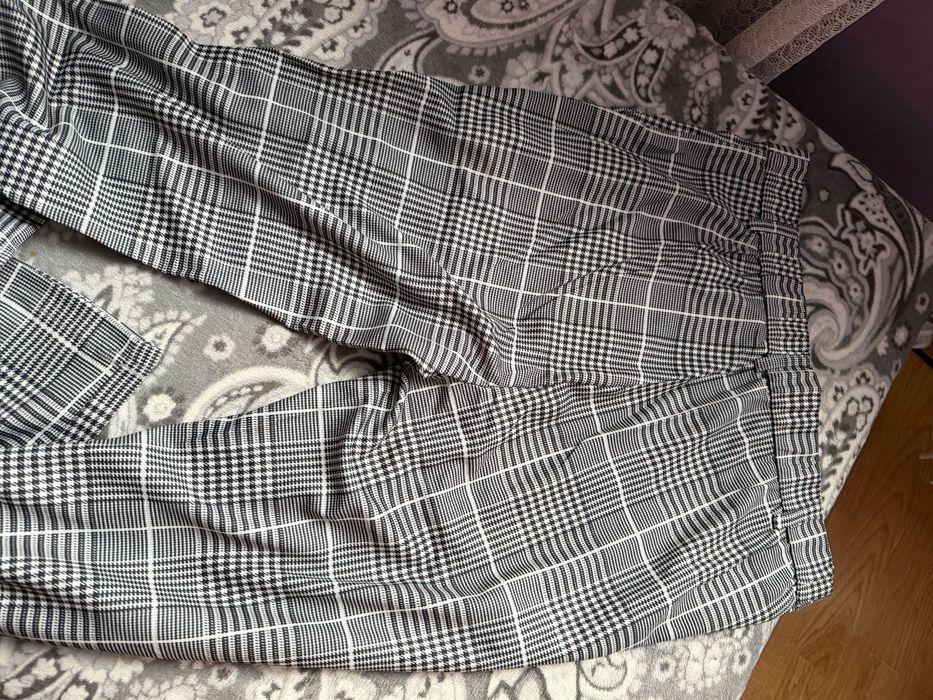 Spodnie męskie w kratę