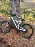 Commencal v1.