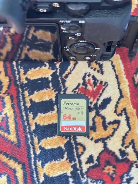 Sony A7R + Zeiss 1.8 objektyw