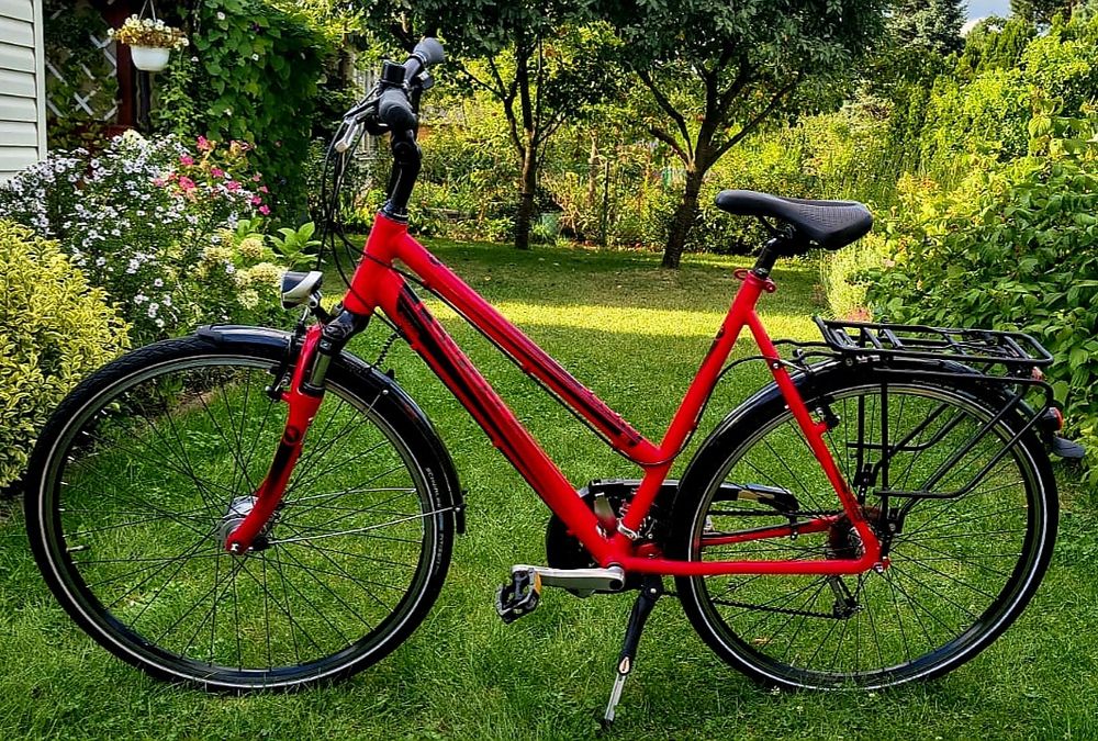 Rower Pegasus Solero 58cm koła 28 Kolor czerwony ładny stan. alivio