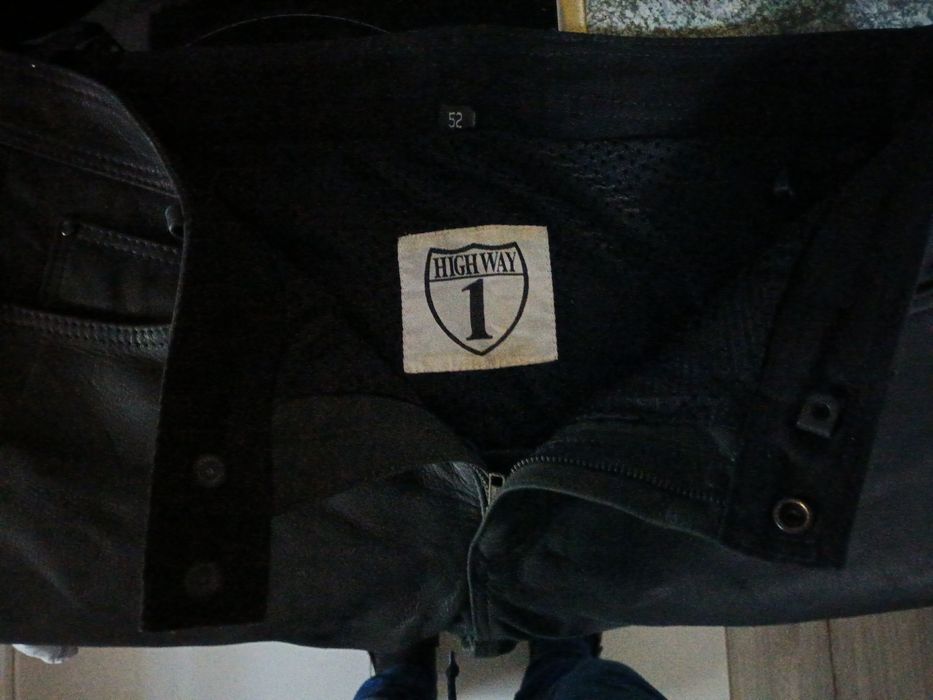 Spodnie skurzane na motor 102 w pasie