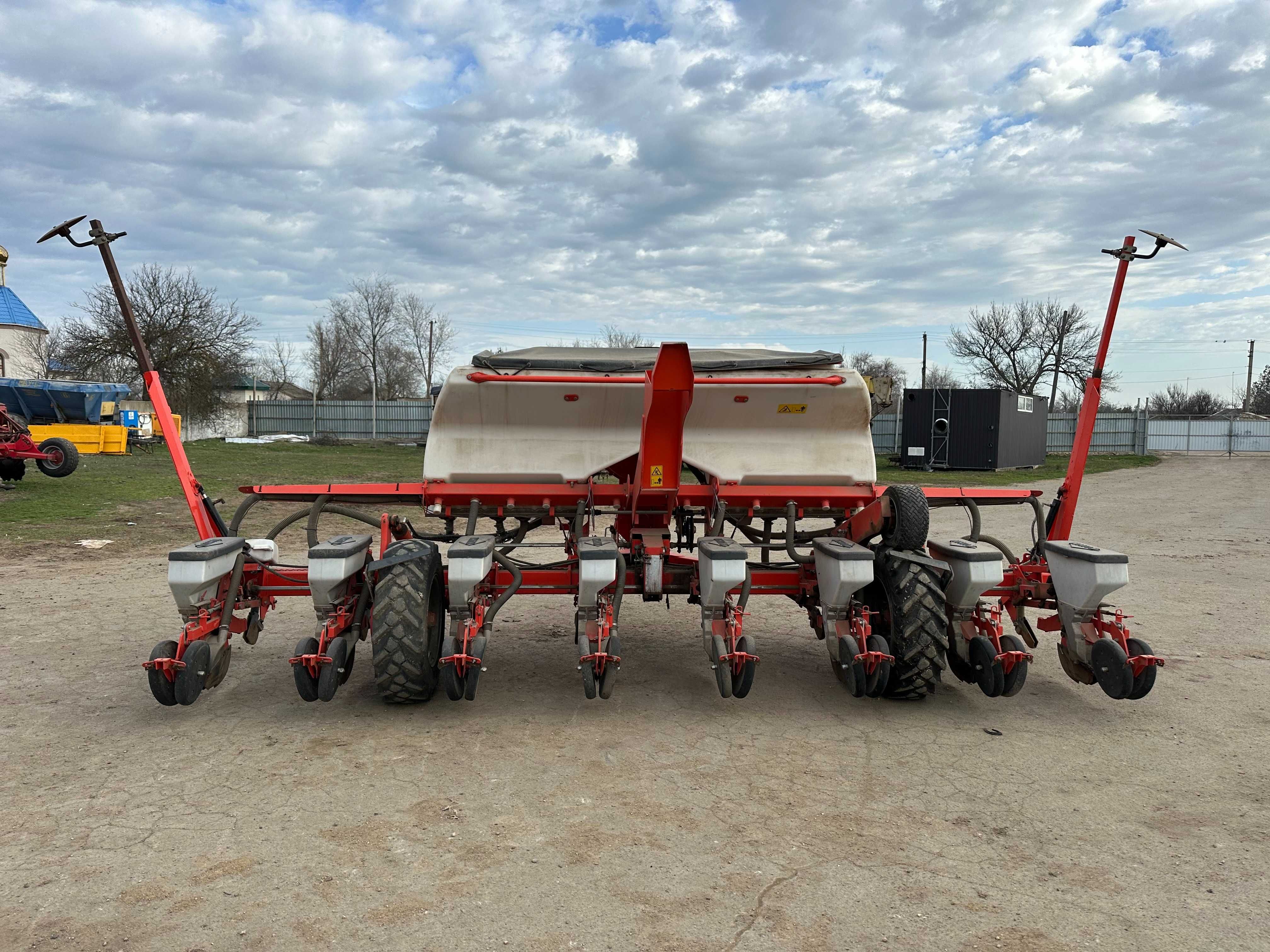 Просапна сівалка Kuhn Planter 3TM