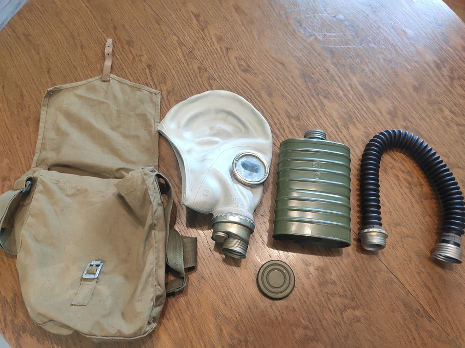 Maska przeciwgazowa LWP PRL tzw słoń steampunk retro vintage