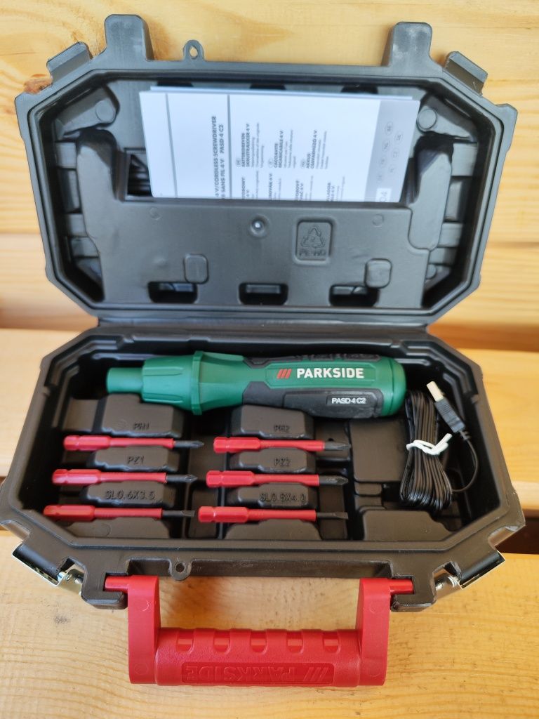 Акумуляторна викрутка Parkside PASD 4 С2