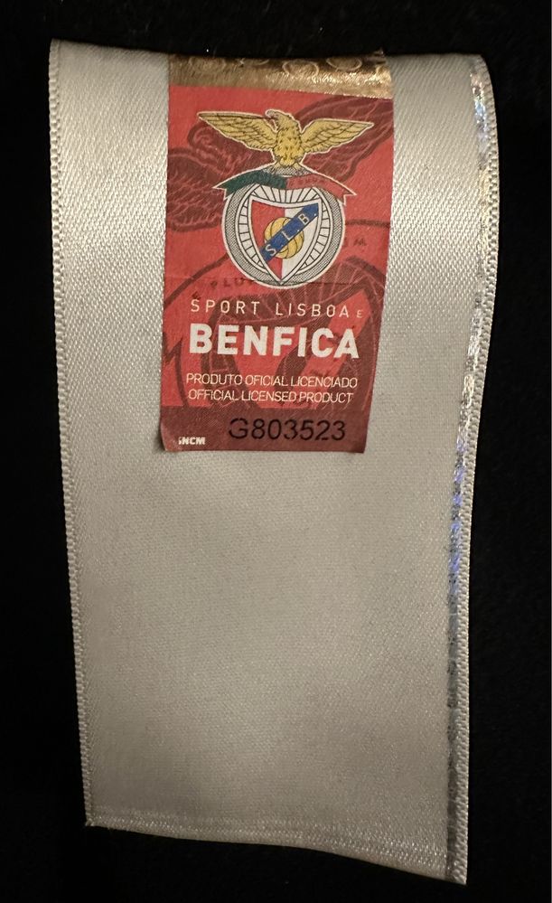 Casaco do Sport Lisboa e Benfica novo