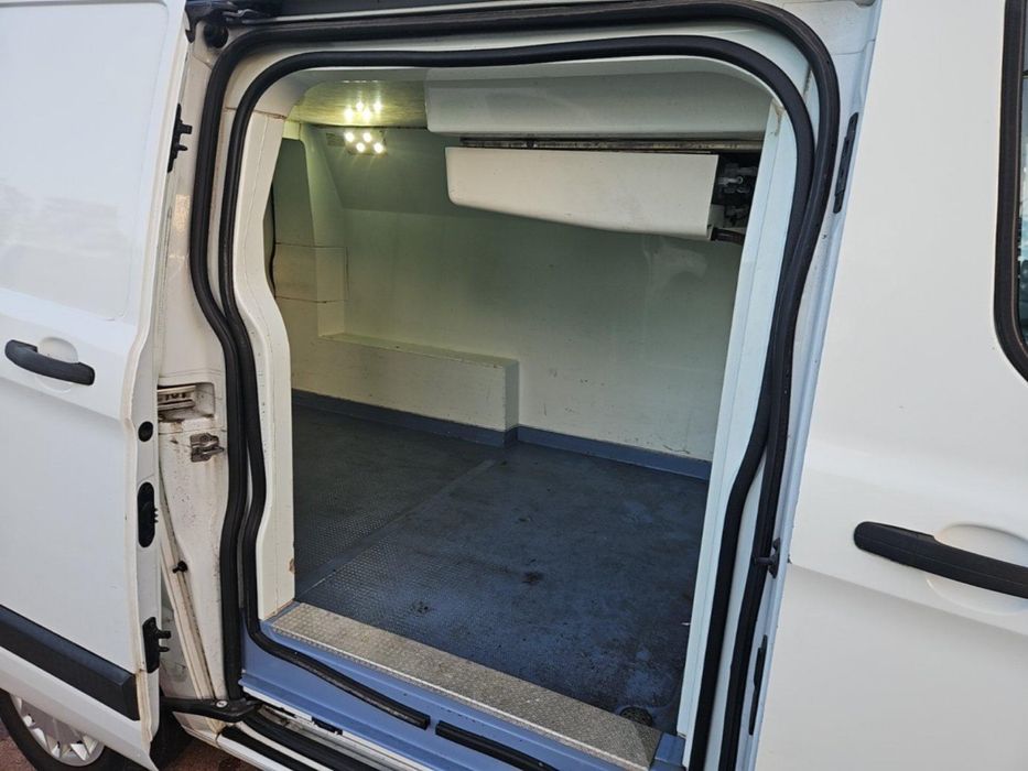 FORD TRANSIT CUSTOUM 2.2 140cv FRIGORIFICO SÓ 130.000km #OPORTUNIDADE#