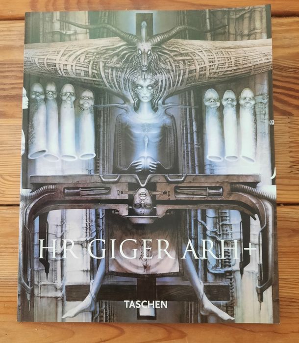 HR Giger Arh+ Taschen