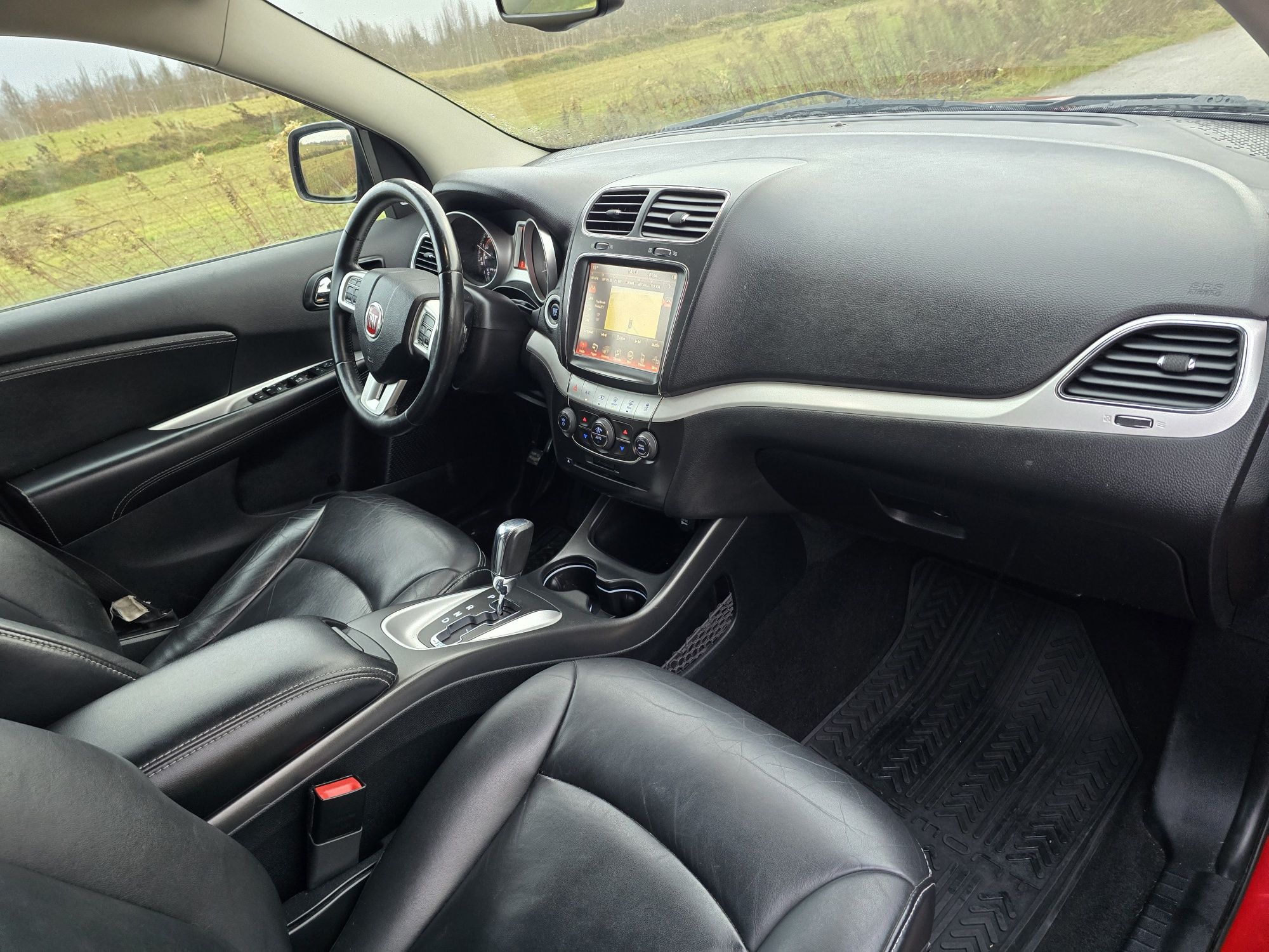 Fiat Freemont Black Code Alpine automat 19"  skóry kamera Candy Red