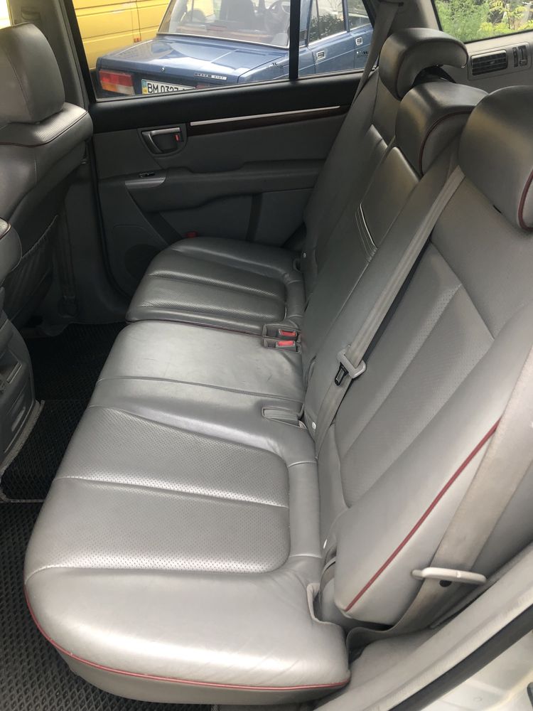 Продам Hyundai Santa Fe 2