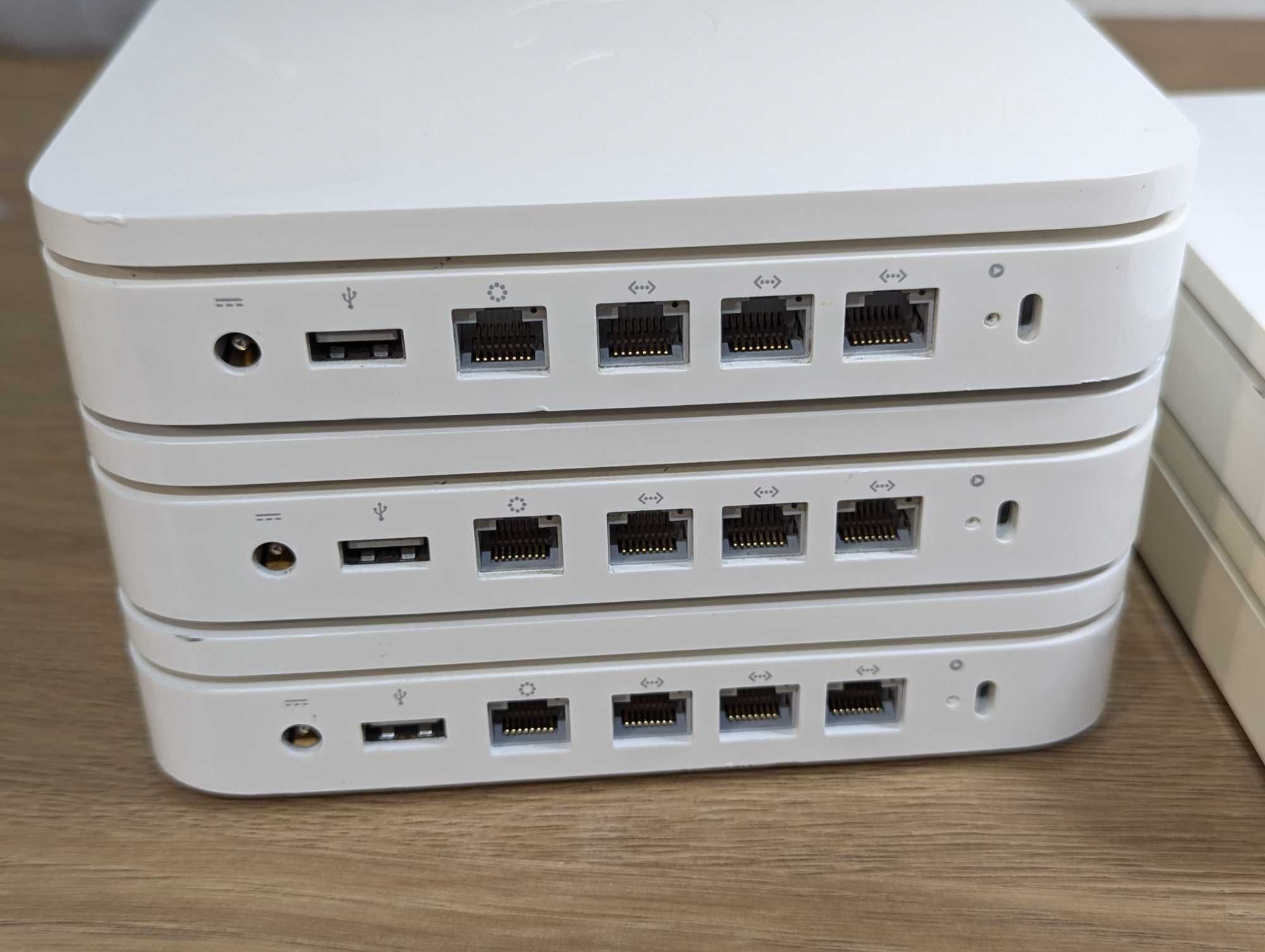 Apple WIFI роутер A1408 AirPort Extreme MD031B/A 5-е поколение