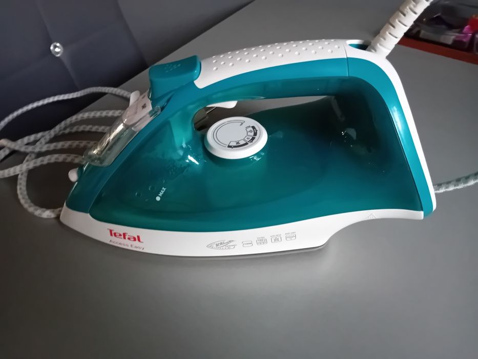 Tefal ceramiczne zelazko parowe