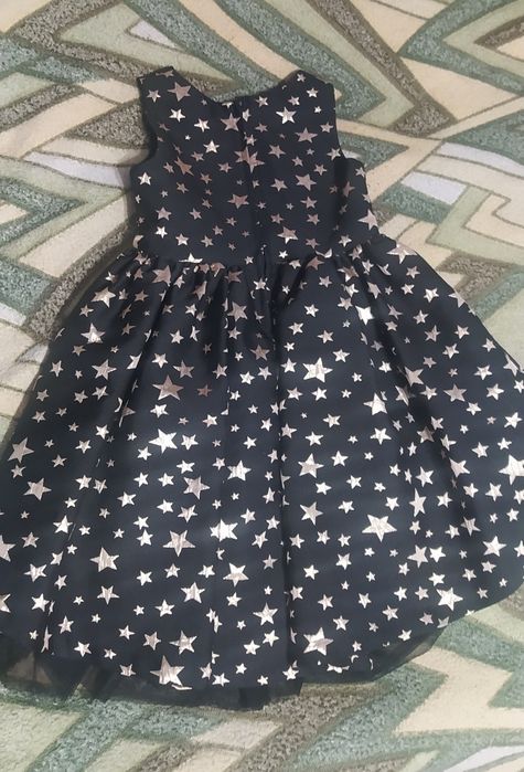 Нарядные платья для девочек