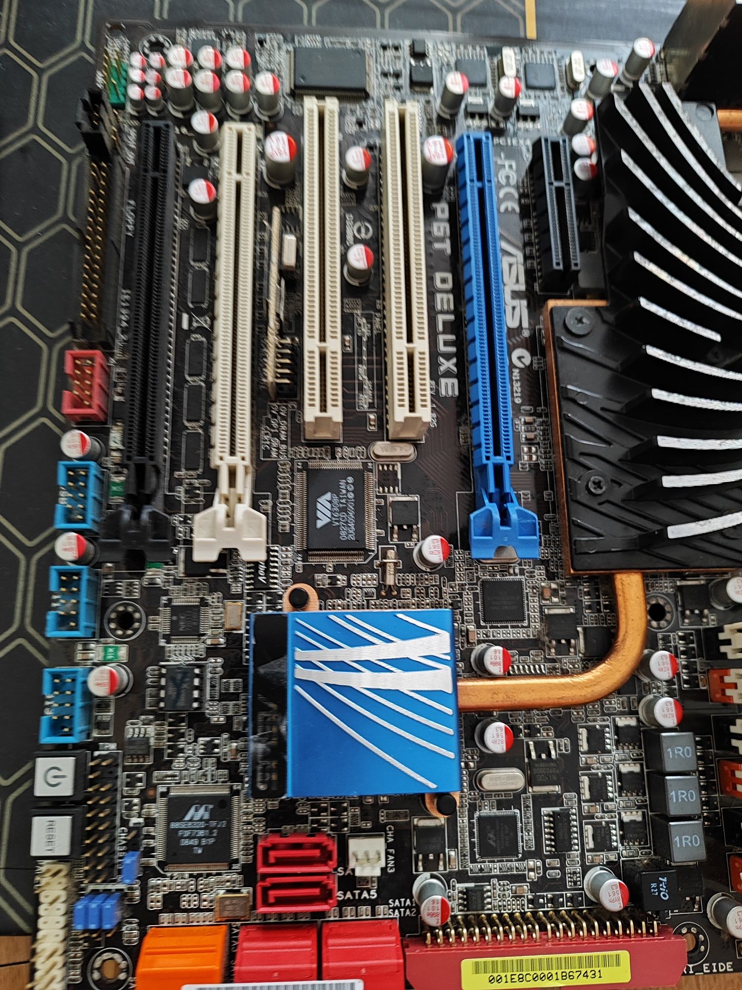 Płyta główna Asus P6T Deluxe P6T 3x2GB Ram + i7 2.66