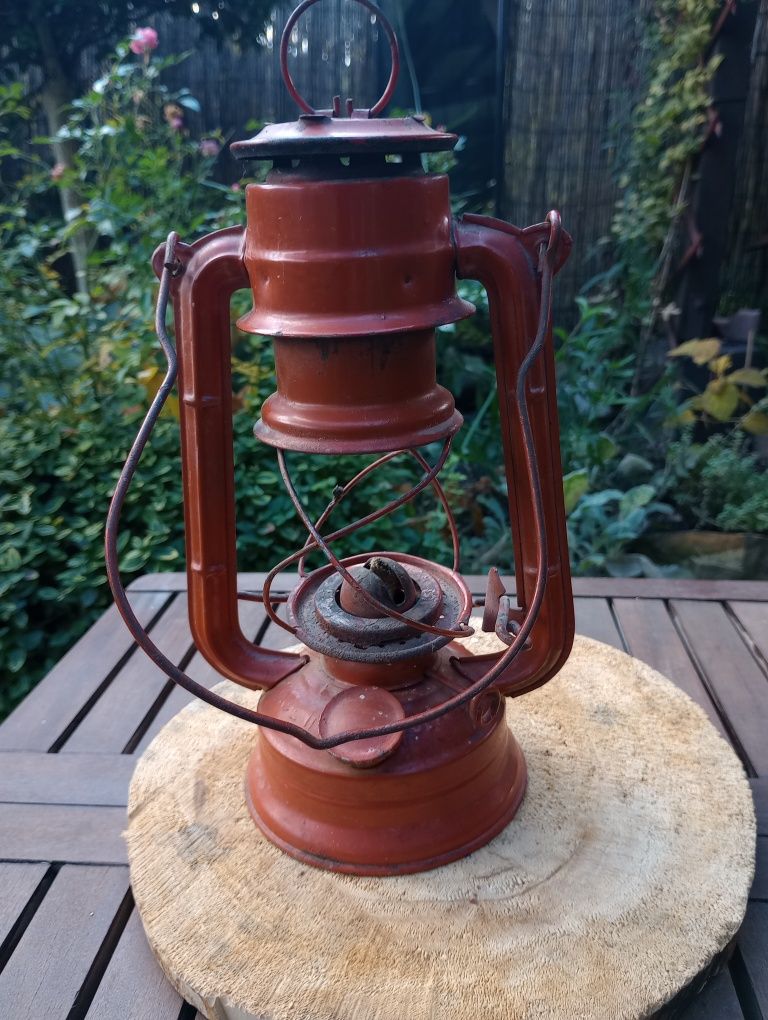 Stara lampa naftowa. JUPITER 1. Retro PRL