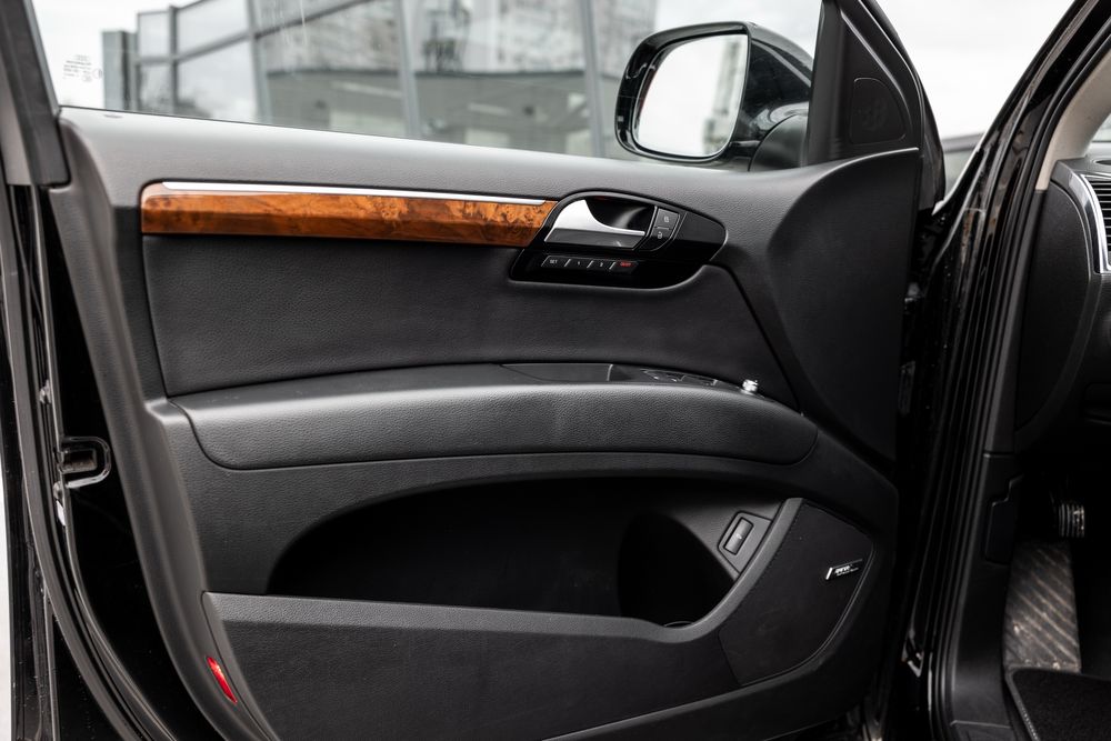 Продам Audi Q7 2013