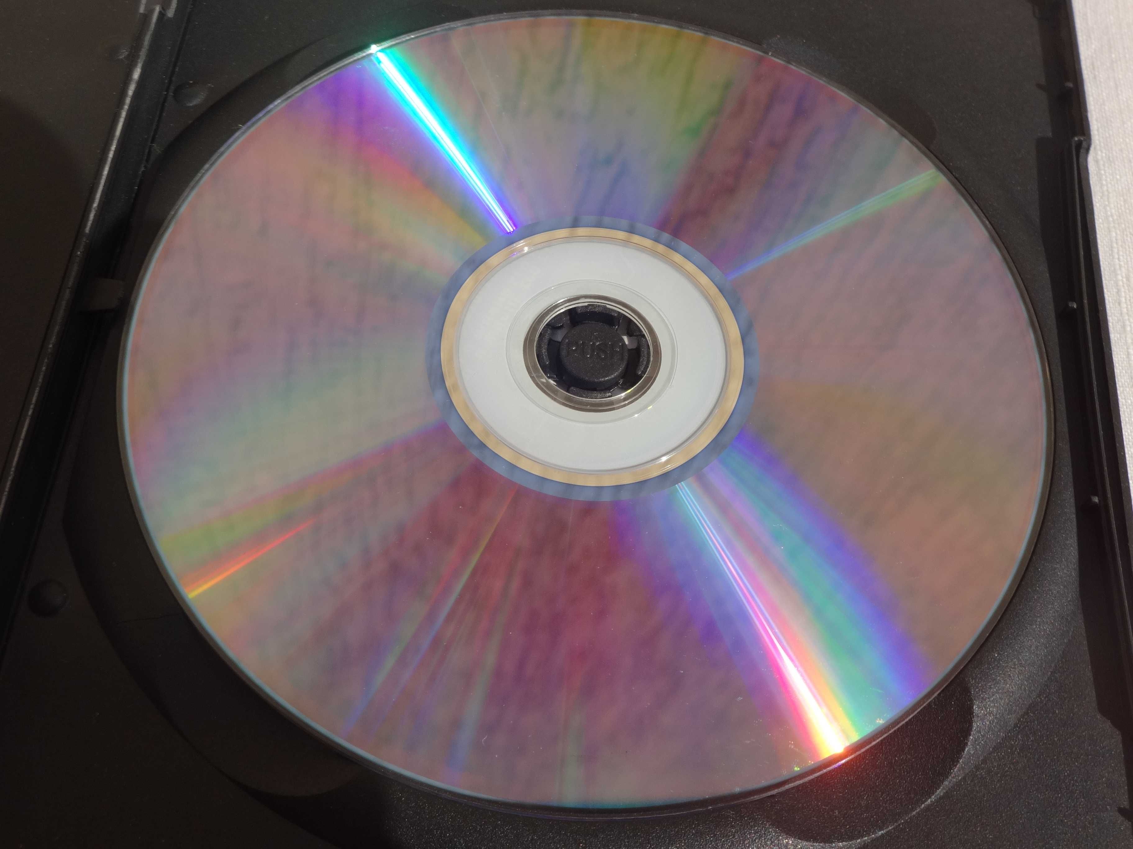dvd "Квант милосердия" Бонд 007