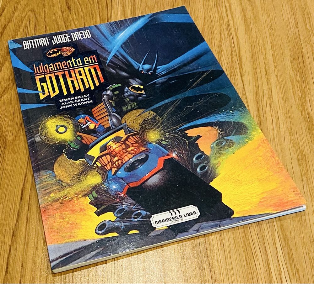 B.D. | Batman - Judge Dredd | Julgamento em Gotham