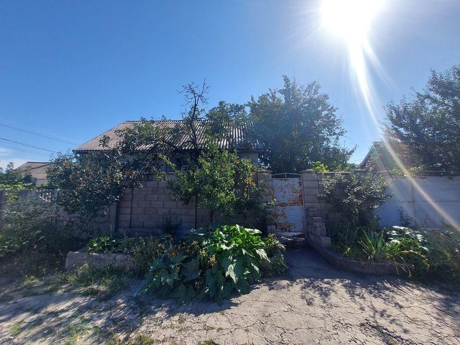 ПРОДАЖА 1/2 ДОМА ПО ПРОУЛ.1й МАРШОВЫЙ о-р "бассейн «МиКомп"