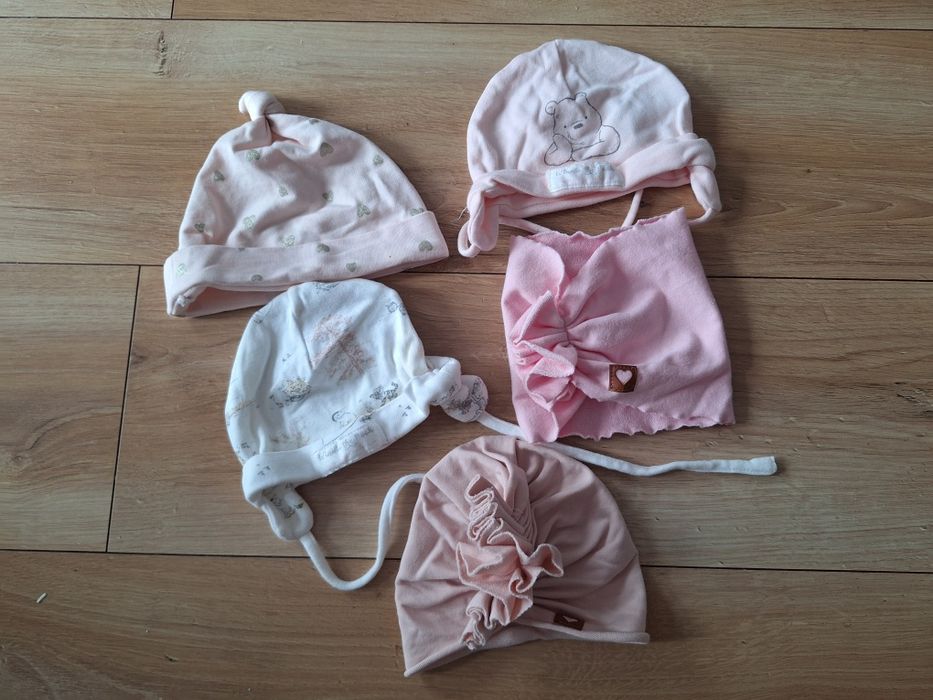 Wiosenne czapeczki i opaski dla dziewczynki