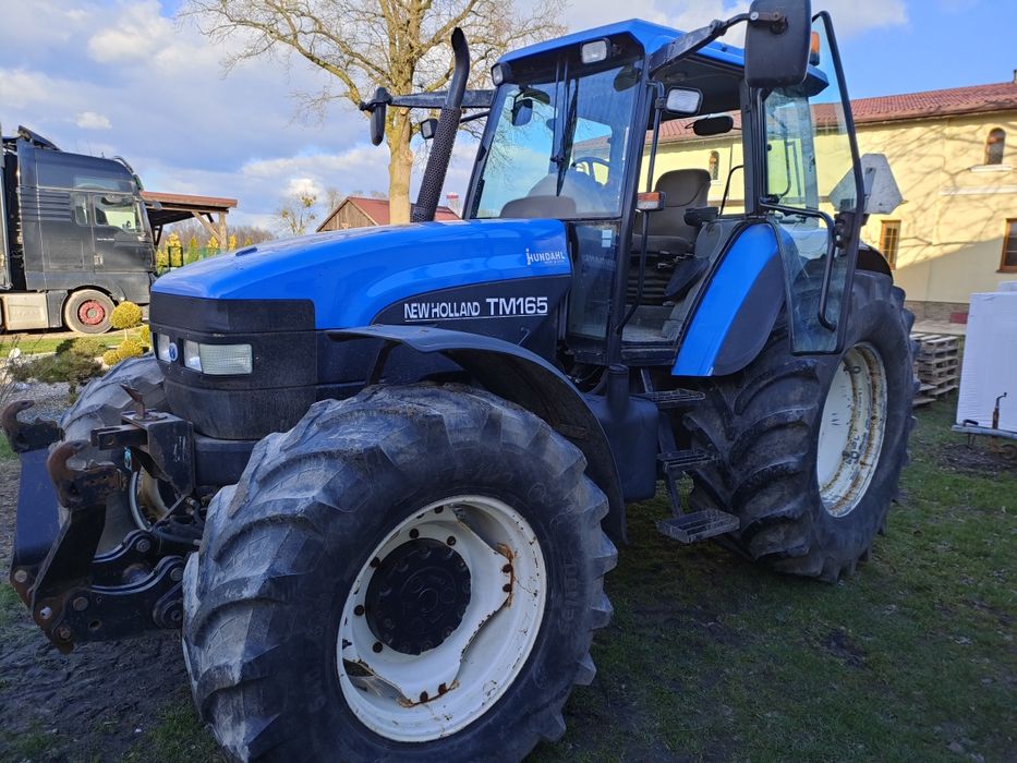 NEW HOLLAND TM 165 rok 2002