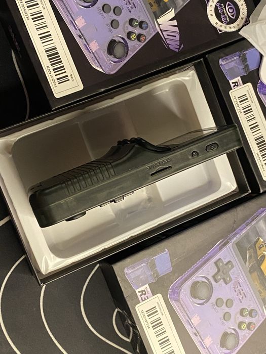 R36s Портативная Приставка