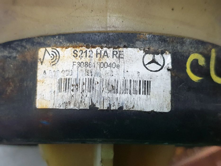 Bomba / balão da suspensão MERCEDES-BENZ CLS (C218)