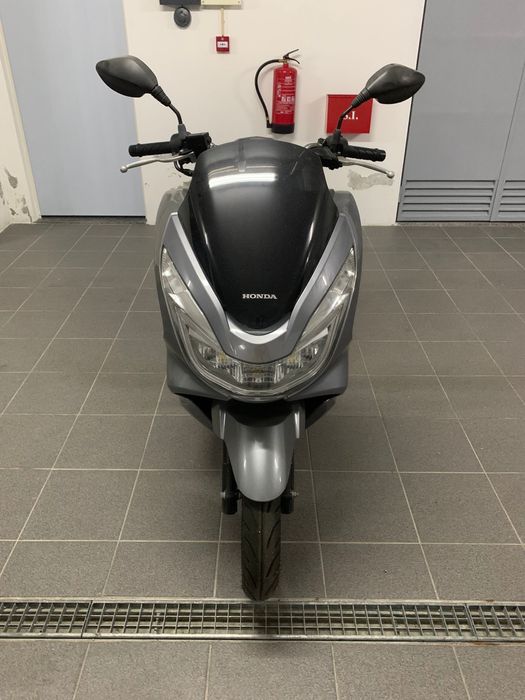 Honda PCX com menos de 5000km