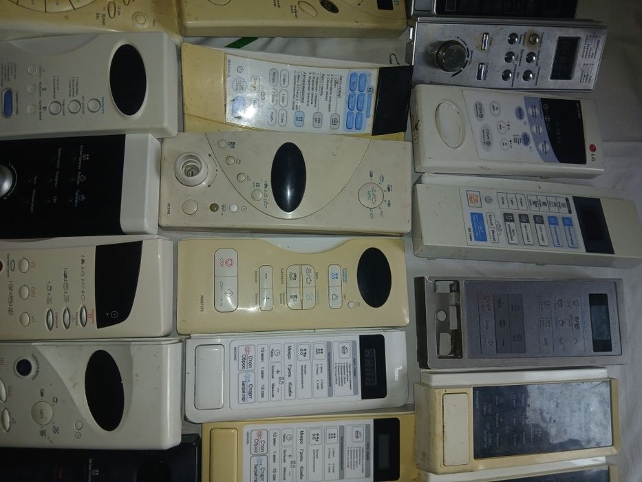 Панель керування,клавіатура мікрохвильовки