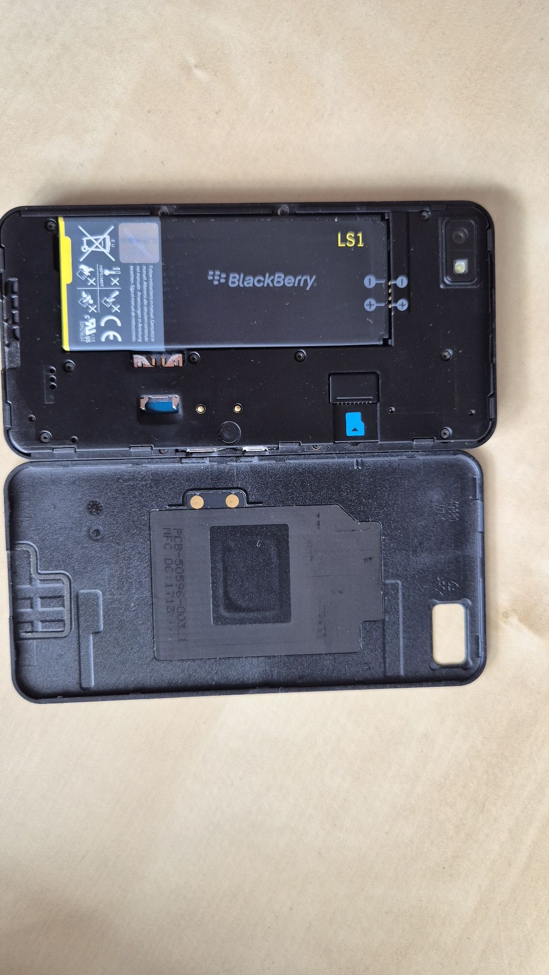 Telefon blackberry Z10 czarny