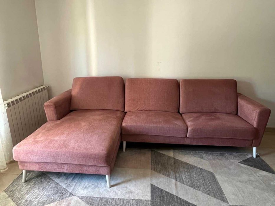 Sofá com chaise long