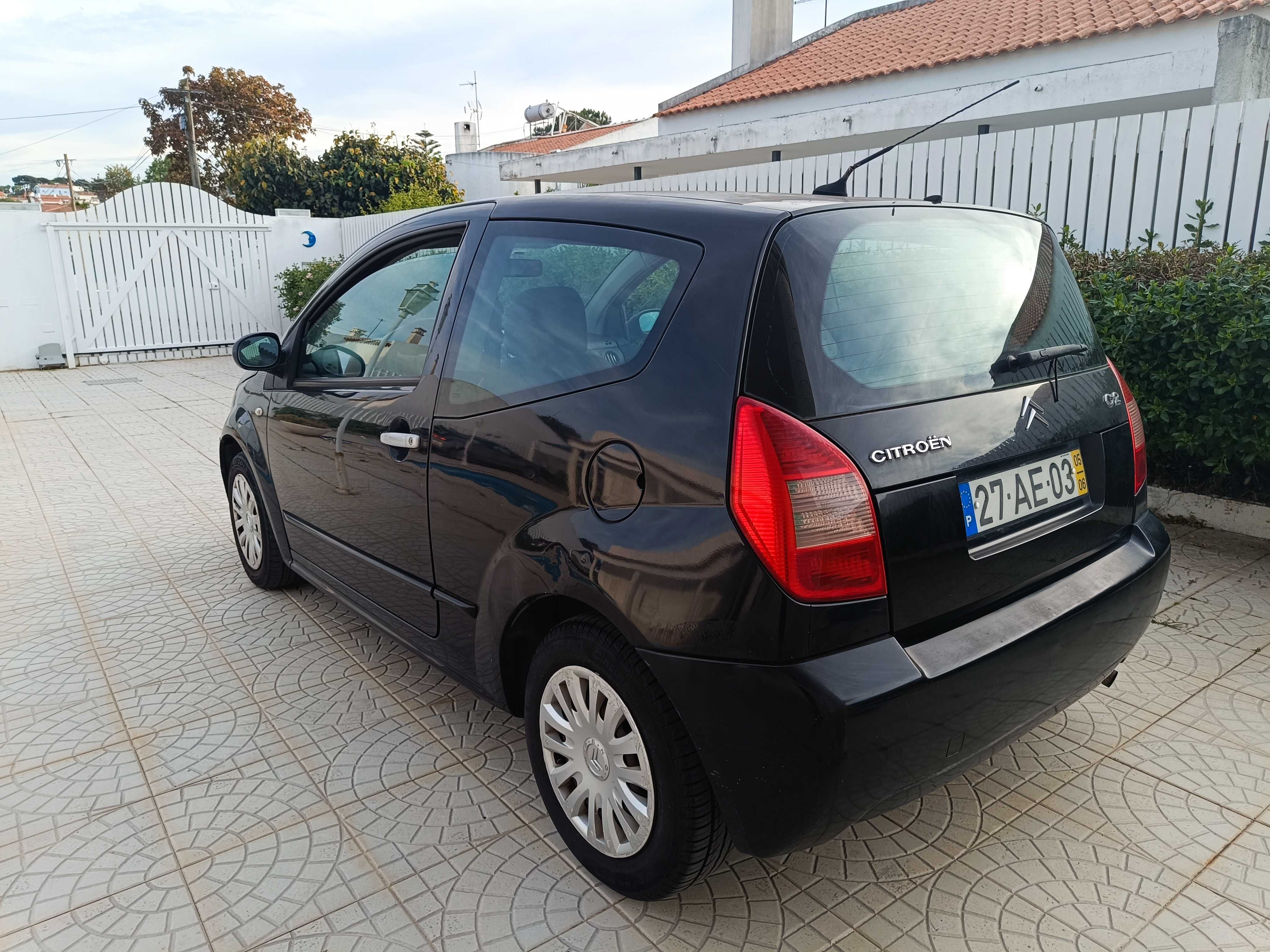 Citroën C2 1.1 com poucos km