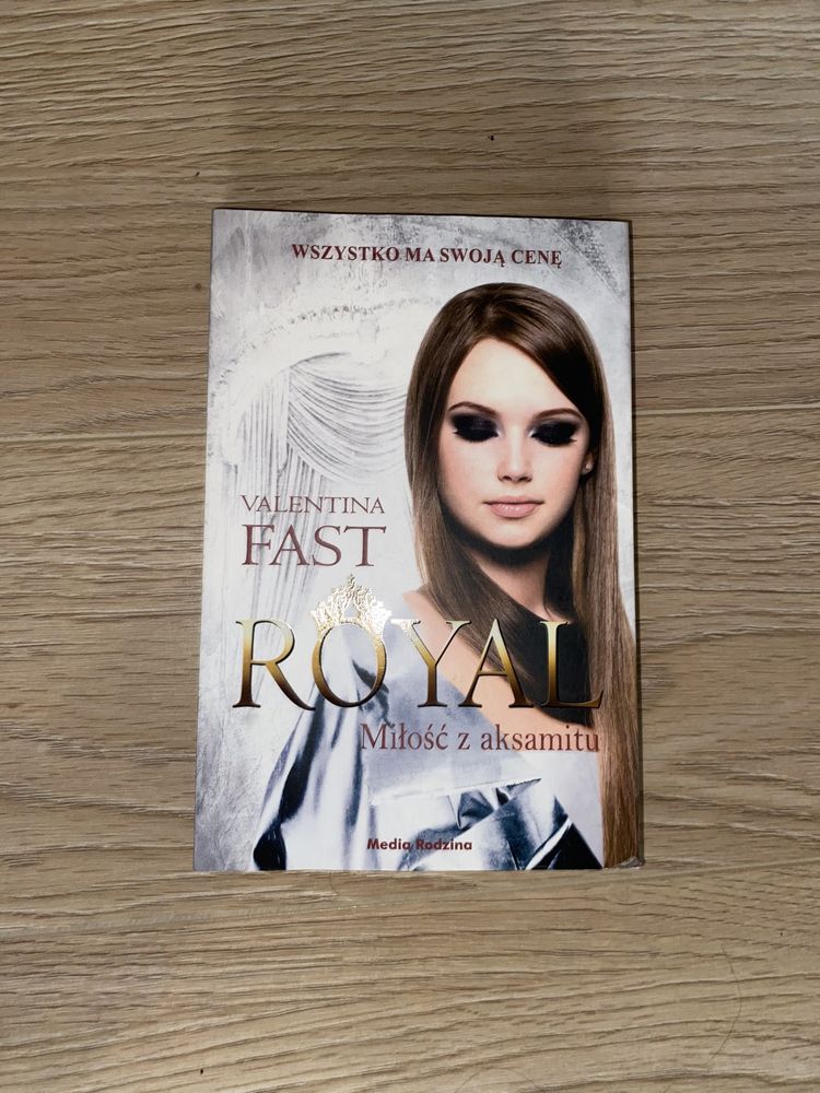 Valentina Fast - Royal Miłość z aksamitu
