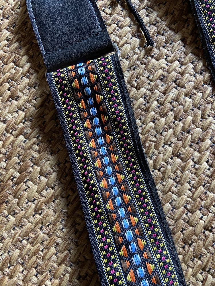 Suporte + correia ajustável para guitarra