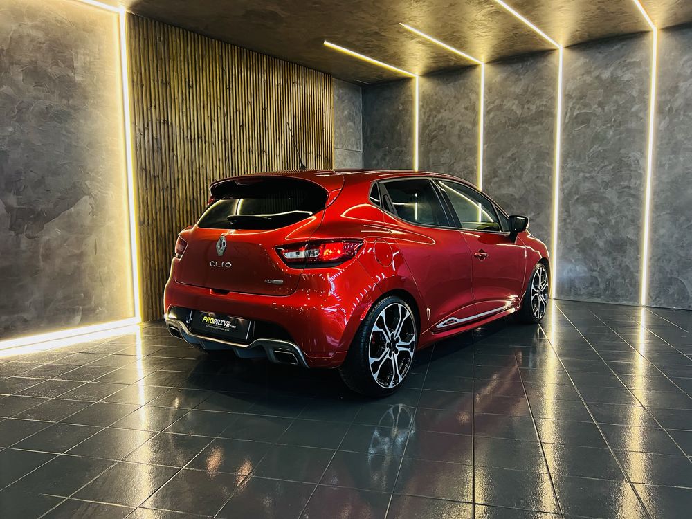 Renault Clio RS IV Trophy EDC 220cv - nunerado