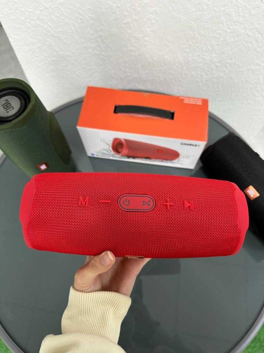 Бездротова БЛЮТУЗ КОЛОНКА на акумуляторі! Портативна КОЛОНКА +ФМ радіо