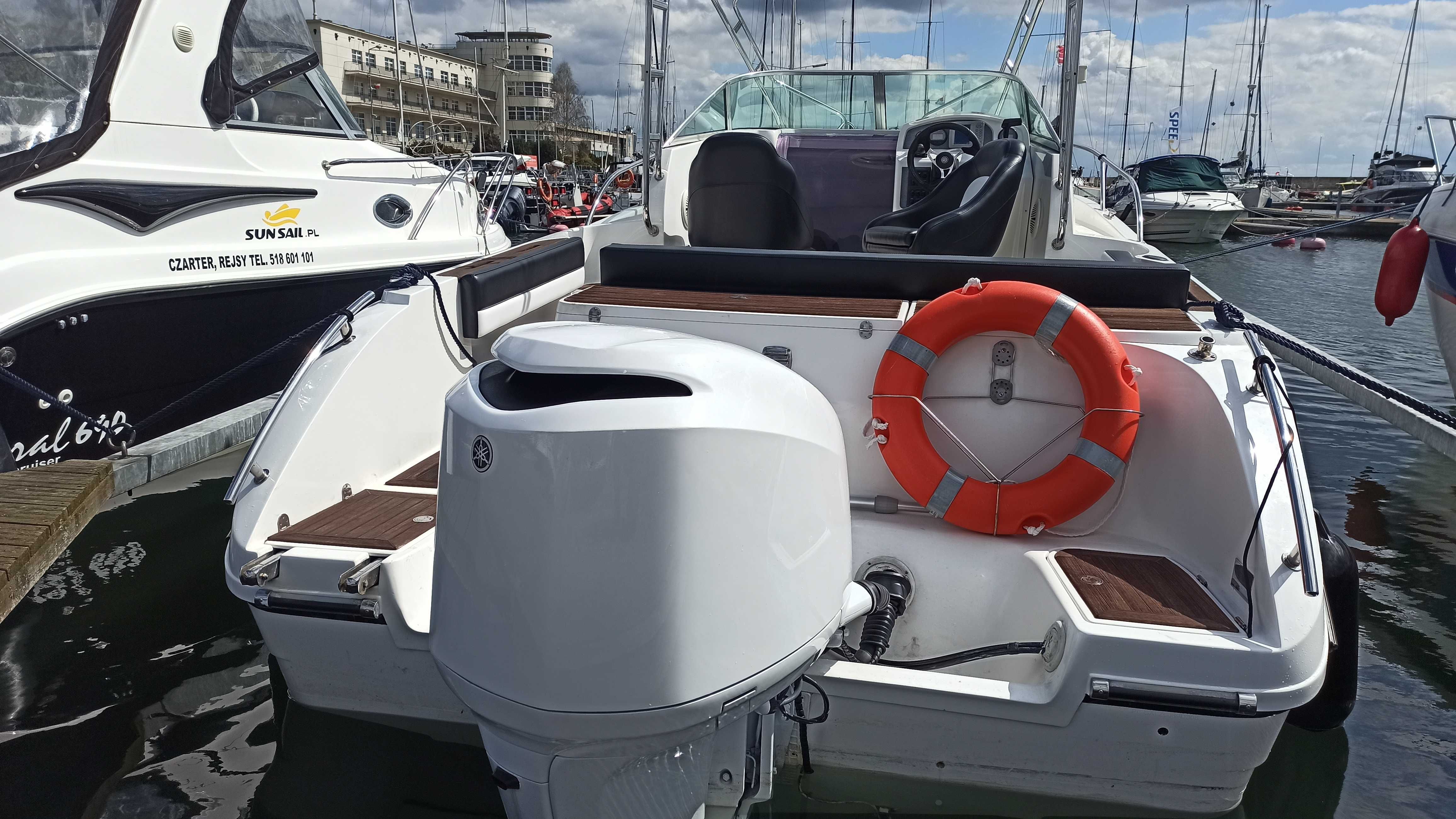 Sun sail Czarter łodzi motorowej motorówka Galeon, Gdynia Sopot Gdańsk