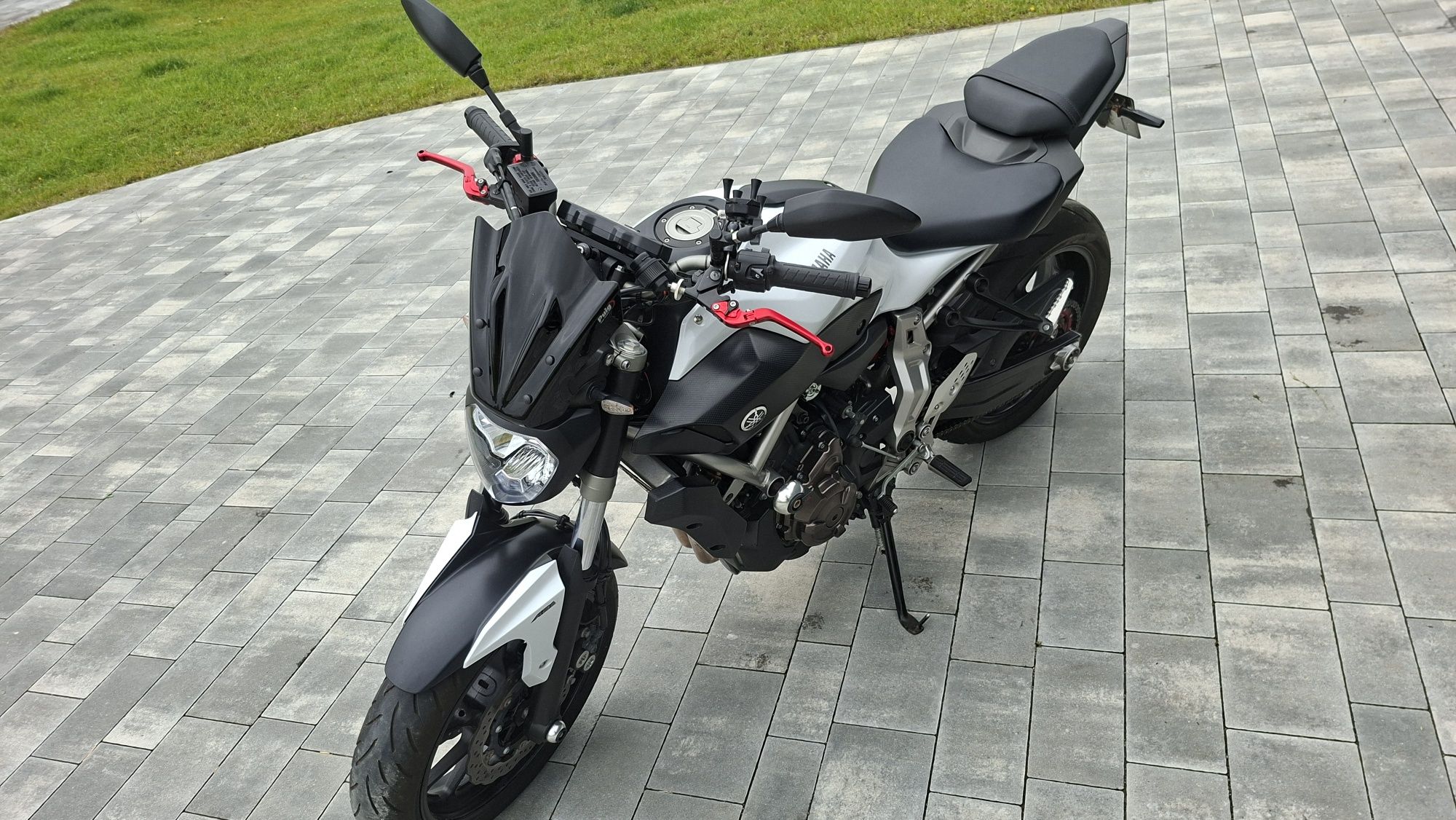 Yamaha MT 07 A2 .