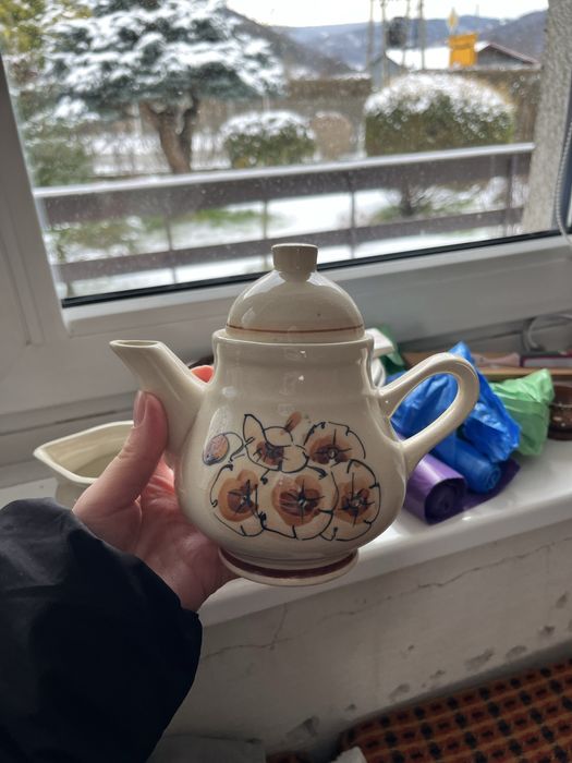 Zestaw dzbanek mlecznik talerzyki