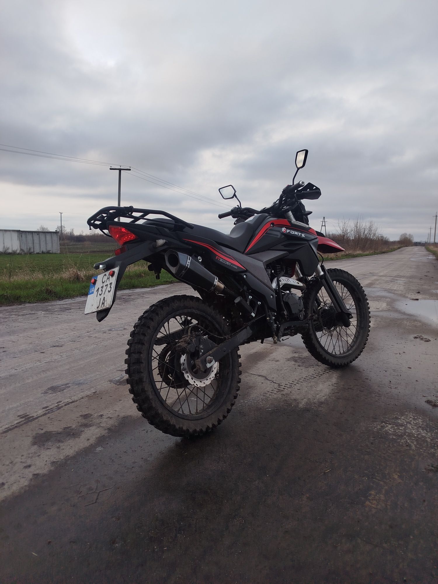 Продам Fortr Forte FT300GY-C5D